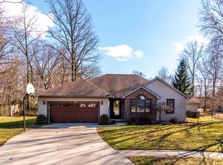 1503 Foley Ct, Auburn, IN
