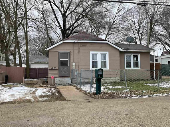 1621 Alton Ave, Rockford, IL 61109