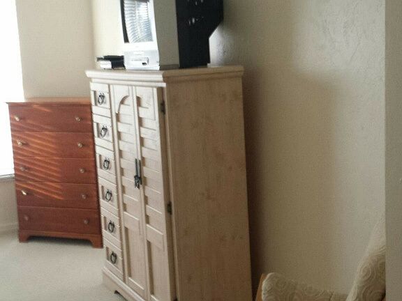 Master Bedroom - New Carpet 