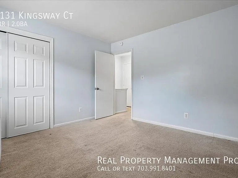 8131 Kingsway Ct — Photo 17