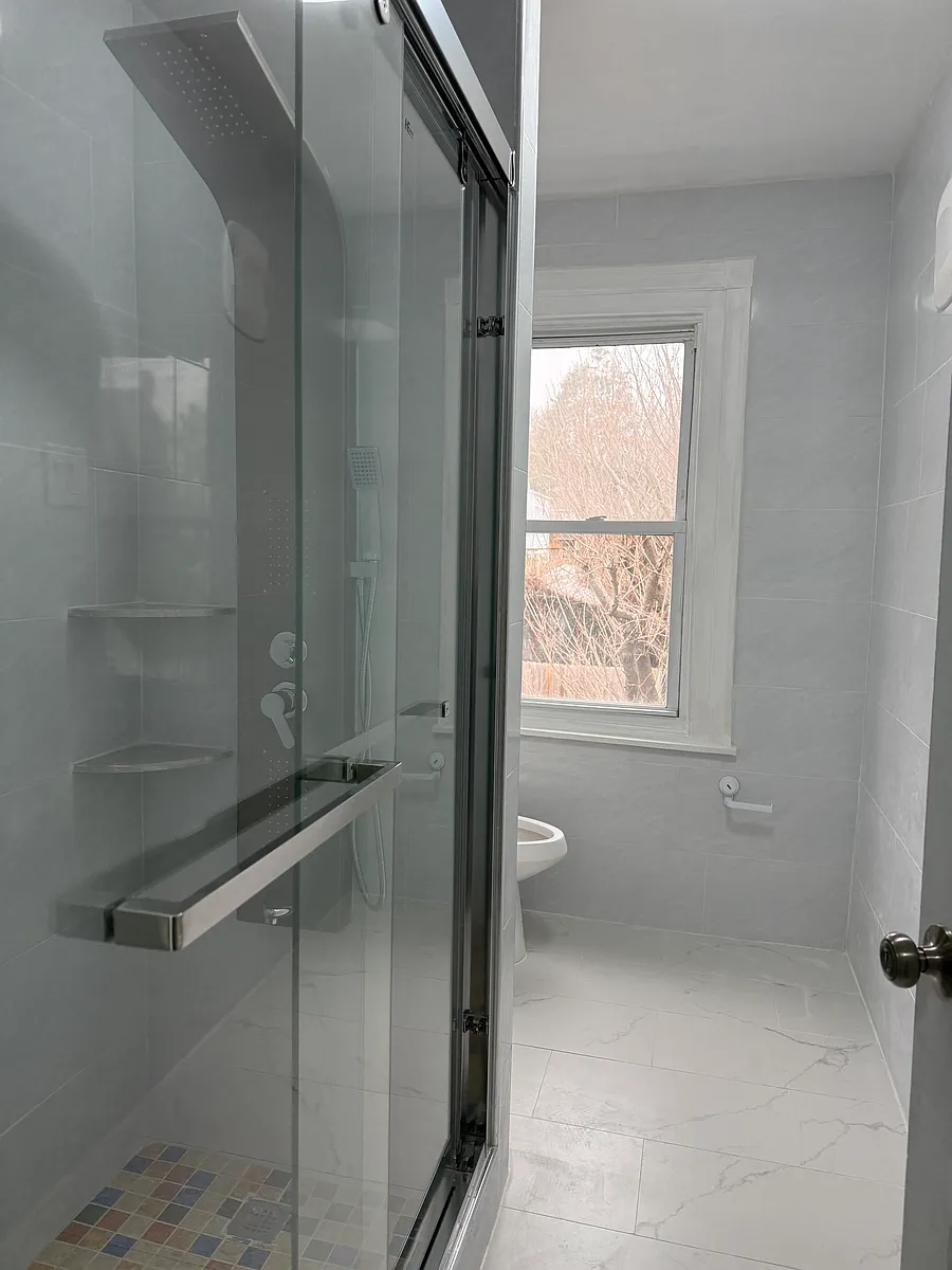 Building Photo - 8114 Jeanes St #2