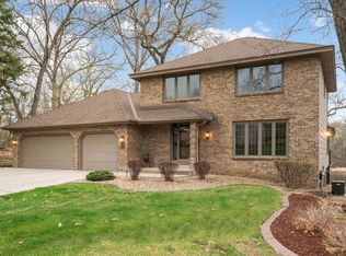 1592 Norwood Cir, Eagan, MN 55122