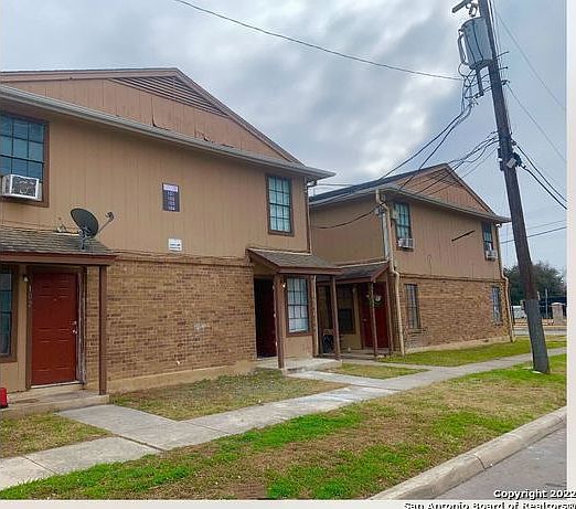 1st image of 131 Elsie Ave #203