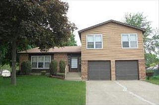 1st image of 28 Auburn Dr