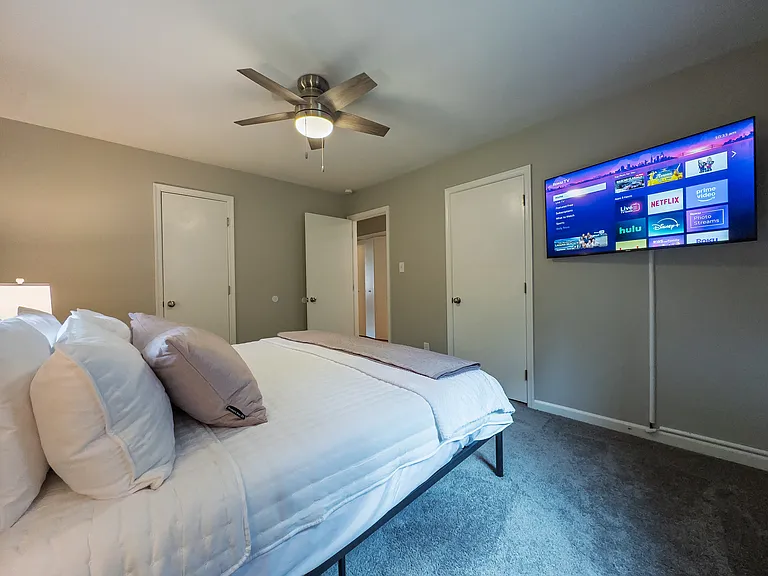 7205 John Elizabeth Pl — Photo 37