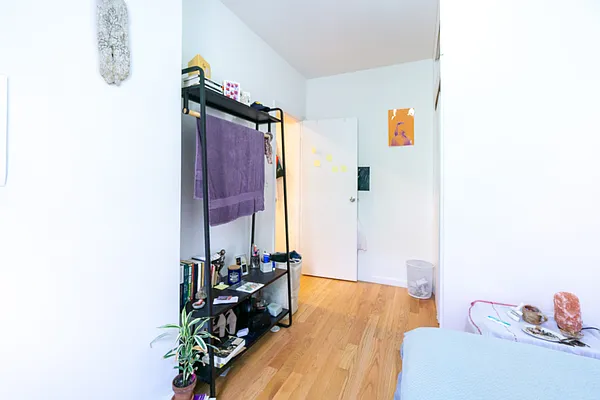 Rented by City Connections Realty | media 23