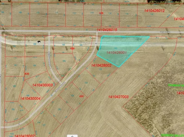 122 Carole Ann Dr, Peosta, IA 52068