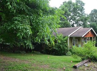 31 Cherokee Rd, Asheville, NC 28806