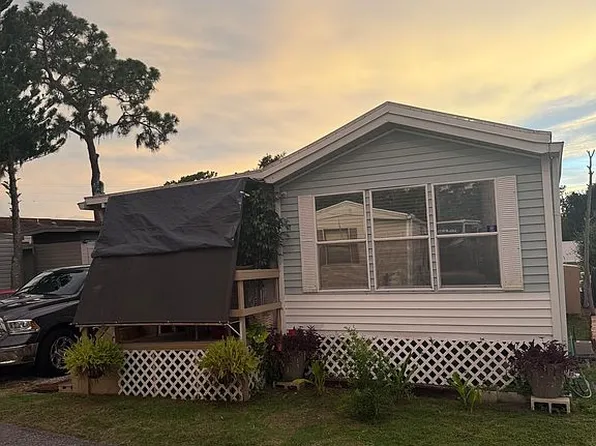 8389 Lady Slipper Ln, Riverview, FL 33569