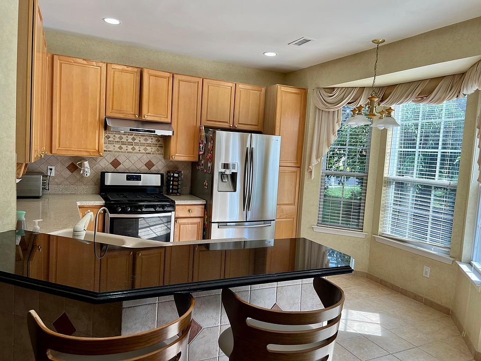 Kitchen open layout