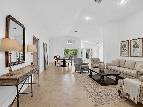 4th image of 9914 Harbour Lake Circle