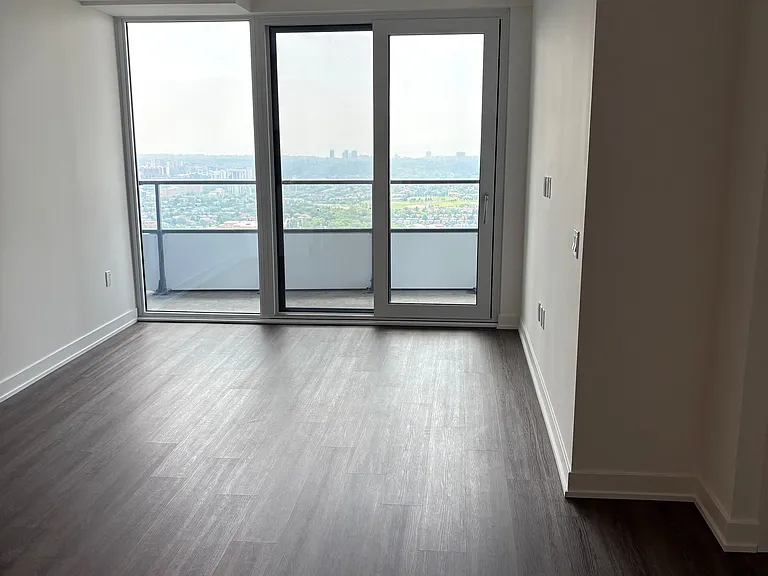 448 Burnhamthorpe Rd W #4210 — Photo 3