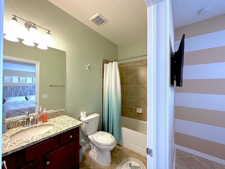 12948 Broomfield Ln — Photo 37