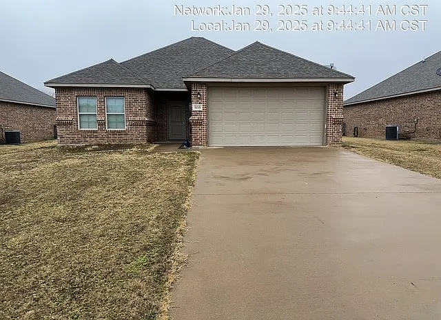 808 Darter Ct — Photo 1
