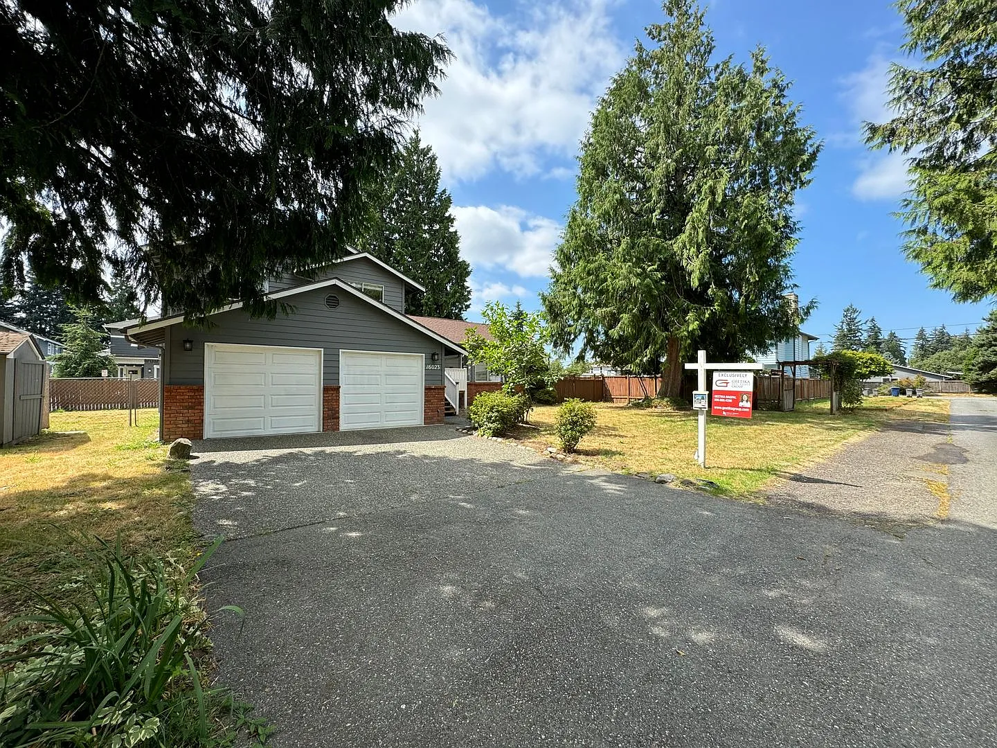 Beautifully Remodeled Lynnwood Home on Private 1/4-Acre Lot — Photo 1
