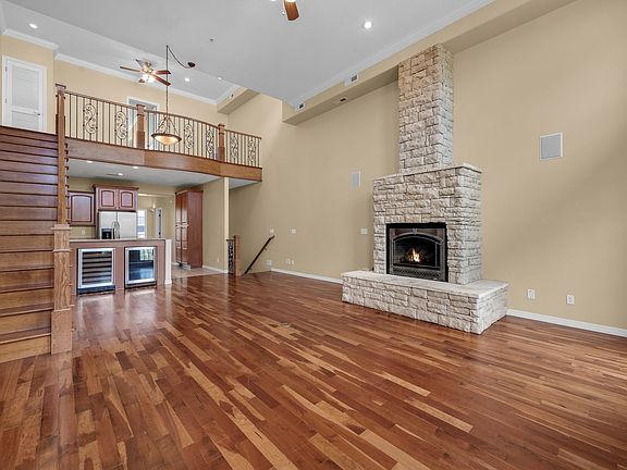 4th image of 233 E Fountain Blvd Unit 200