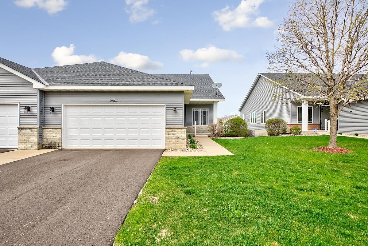 2802 Village Dr, Faribault, MN 55021 Zillow