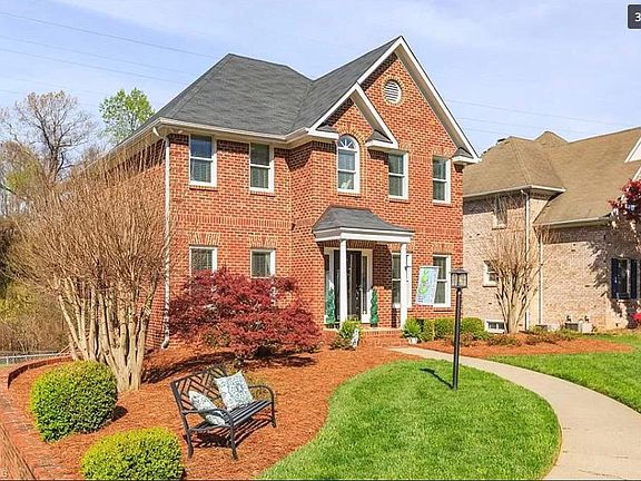 2nd image of 128 Bradford Place Ln