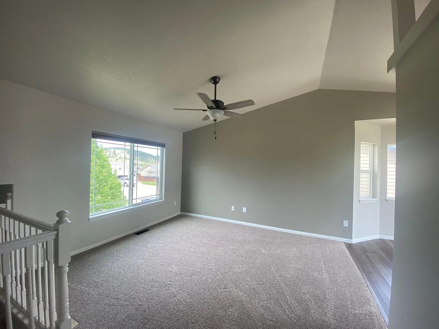 4 Bed | 3 Bath | 3 Car Garage | Summerset — Photo 4
