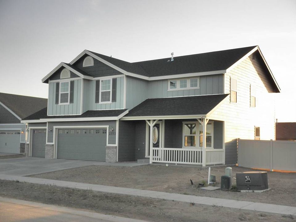 2nd image of 1102 S Chalkboard Pl