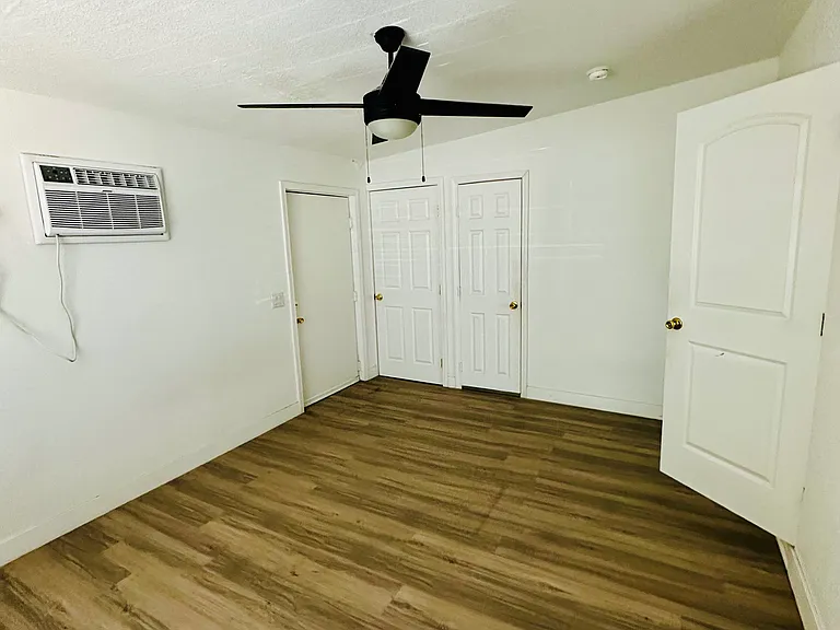 3200 E Owens Ave — Photo 21