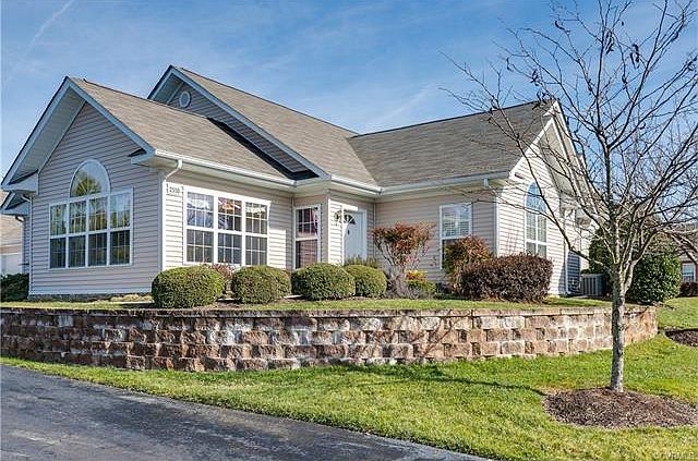 1st image of 2550 Wanstead Ct #23D