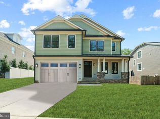 407 Orleans Cir SW, Vienna, VA 22180