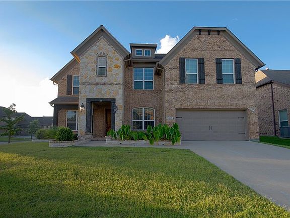 2nd image of 12820 Lourdes Ln