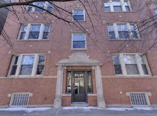 2305 W Roscoe St #1, Chicago, IL 60618