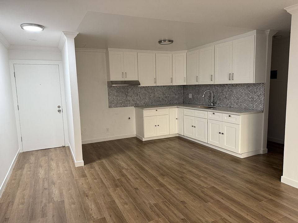 1st image of 1547 S Saint Andrews Pl