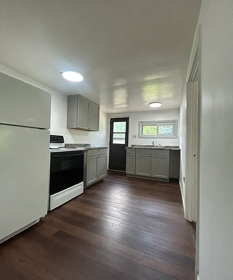 105 Ecker Ln #1 — Photo 1
