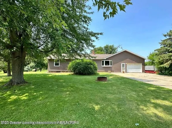 7980 S Airport Rd, Dewitt, MI 48820