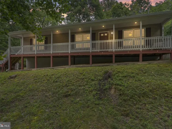 12418 Red Rock Ct, Lusby, MD 20657