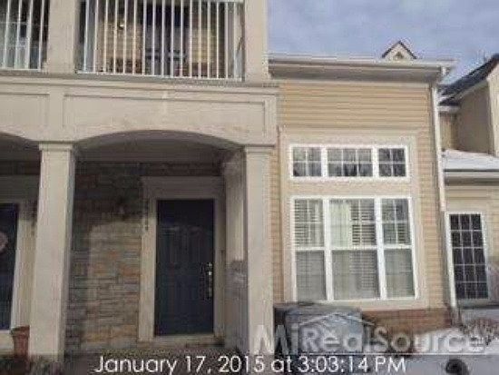 For Sale: 25590 Sun Sail Ct, Harrison Township, MI 48045