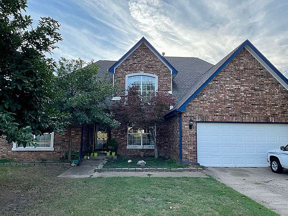 New paint and siding 