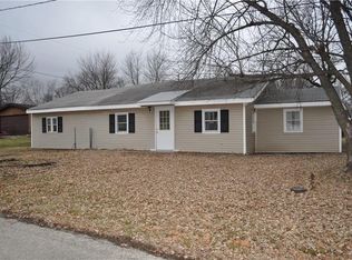 204 E Elm St, King City, MO 64463