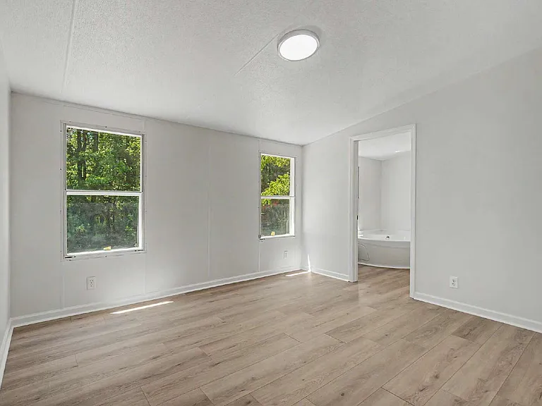 1083 Lily Pad Ln — Photo 15