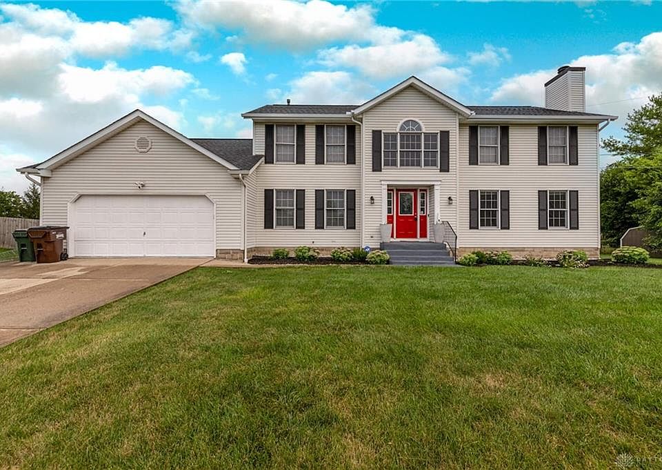 1st image of 5821 Woodstone Dr