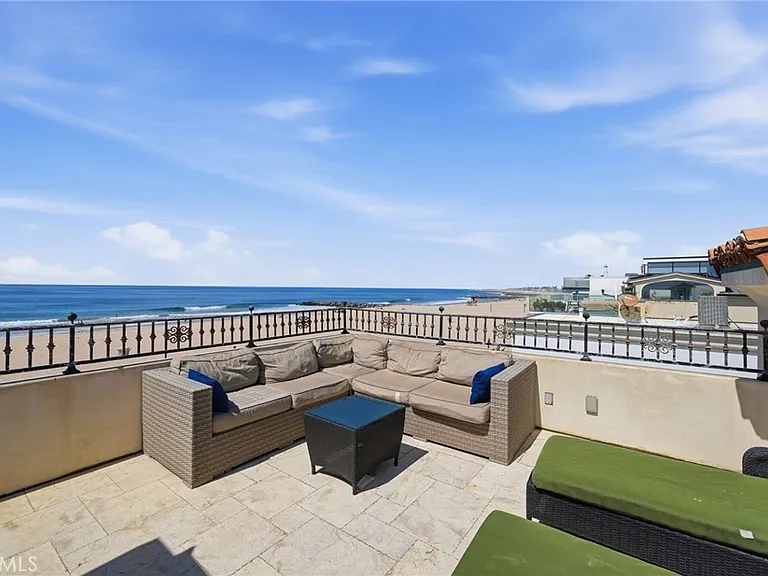 3715 Seashore Dr — Photo 26