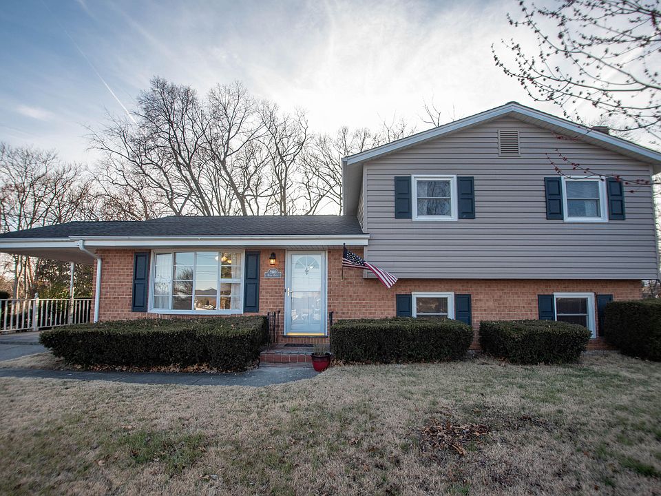 1st image of 5940 Byron Cir