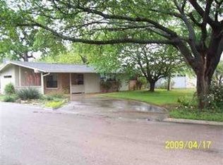 109 N Pierce St, Burnet, TX 78611