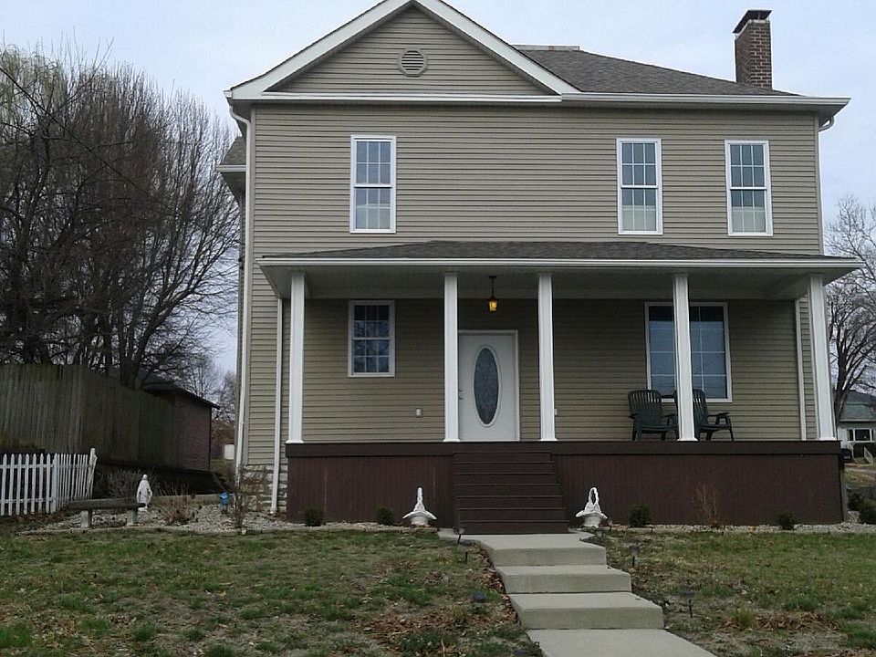 2nd image of 506 E 4th St