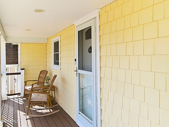 4th image of 352 Silver Bay Road