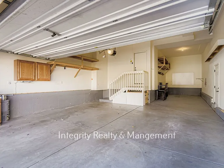 3839 Donnington Cir — Photo 20