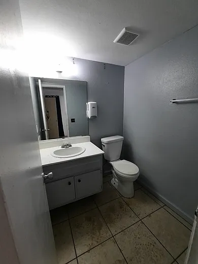 7977 Pinehurst Dr — Photo 9