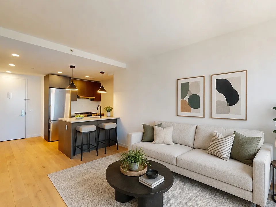 14474 Northern Blvd #5N