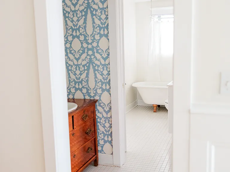222 N Spring St — Photo 17
