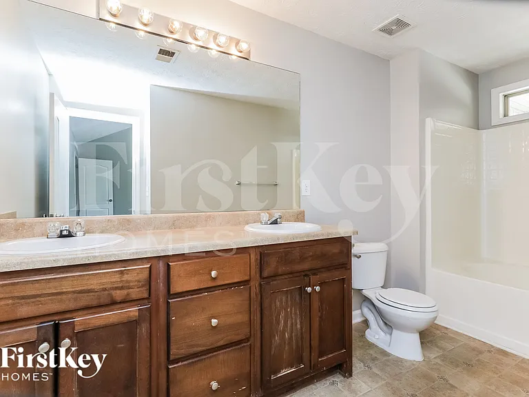1126 McConaughy Ct — Photo 10