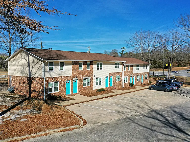 Bloomfield Townhomes — Photo 4