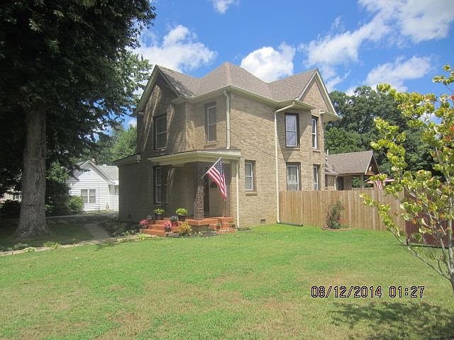 1st image of 314 College St